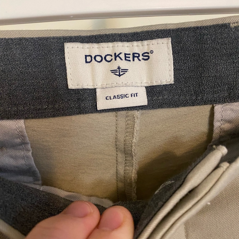 Dockers Men's Khaki Pants in Light Beige